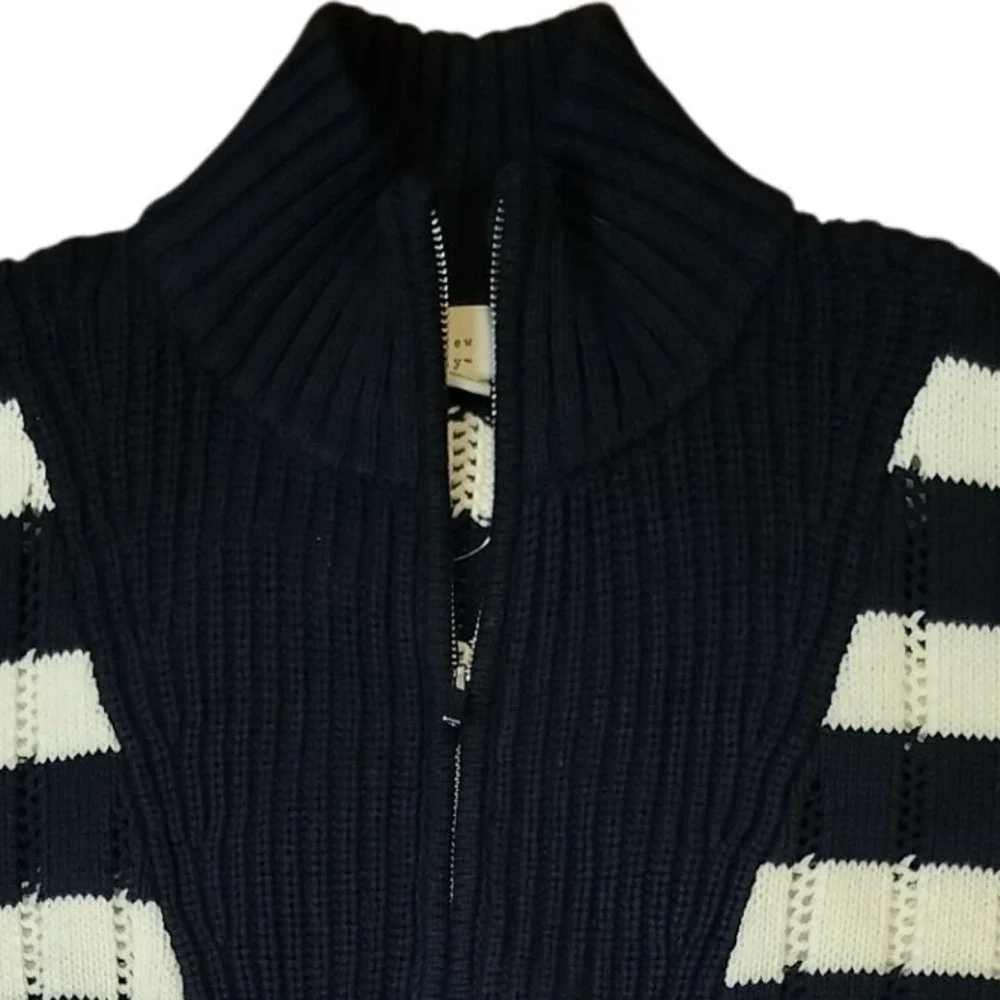 NWOT A New Day Womens 1X Plus Navy White Stripe Mock Quarter Zip Knit Sweater‎